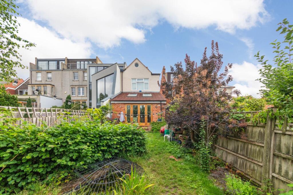 Main image of property: Hill Top Road, Oxford