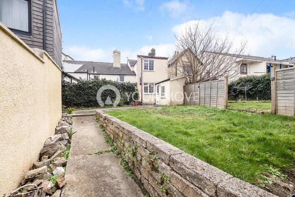 House in Torquay - More