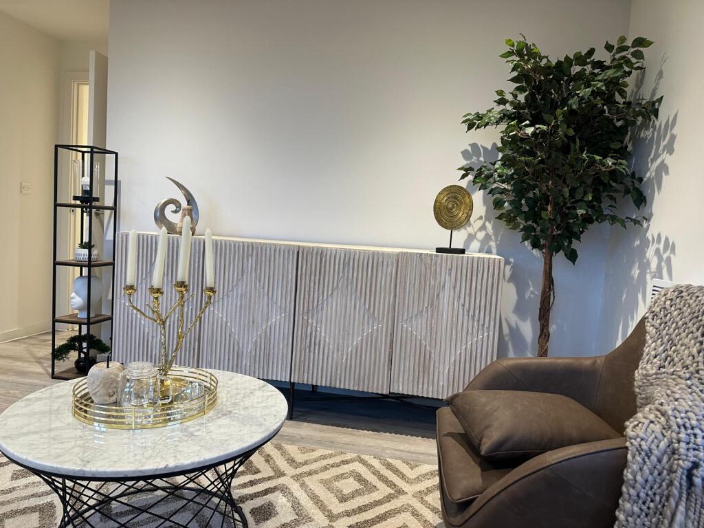 Apartment in Liverpool - View 3