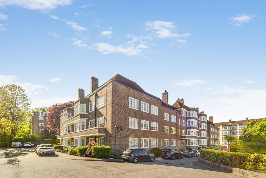 Main image of property: Putney Heath, Putney, SW15