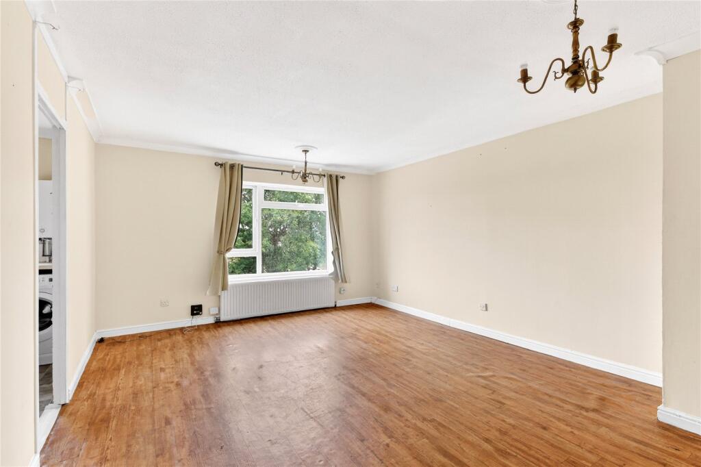 Elizabeth Close, Bracknell, Berkshire, RG12 - View 4