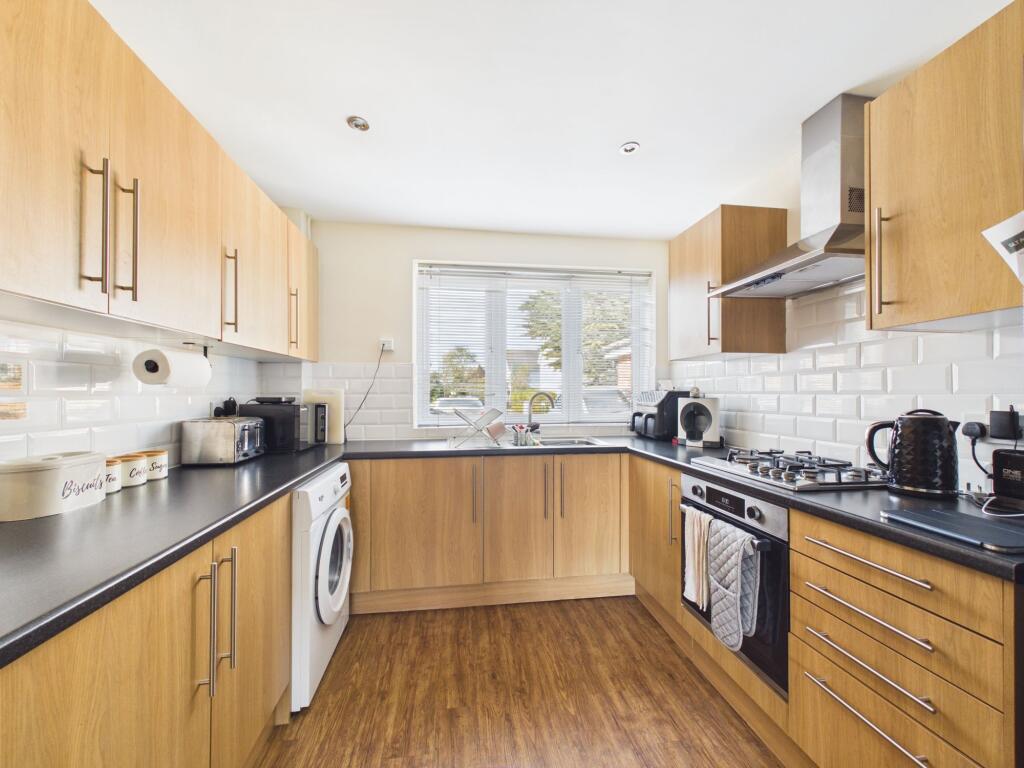 House in Southend-on-Sea - View 3
