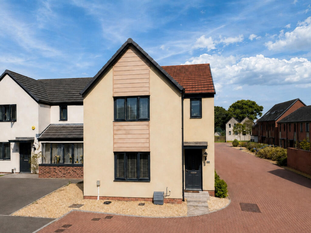 3 bedroom detached house for sale in Potter Street, Cardiff on Rightmove