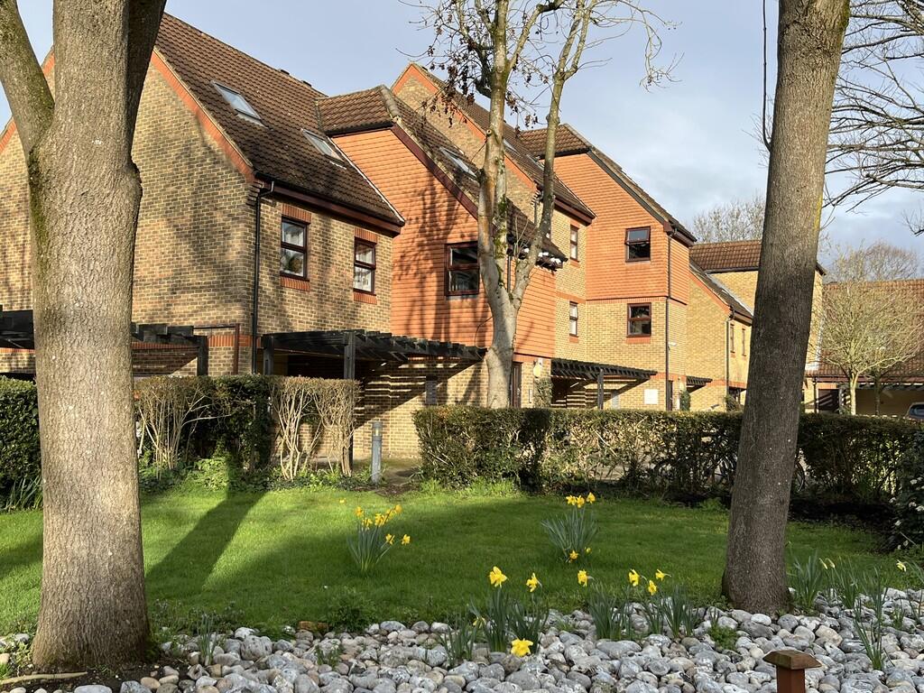 Main image of property: Pursewardens Close, London