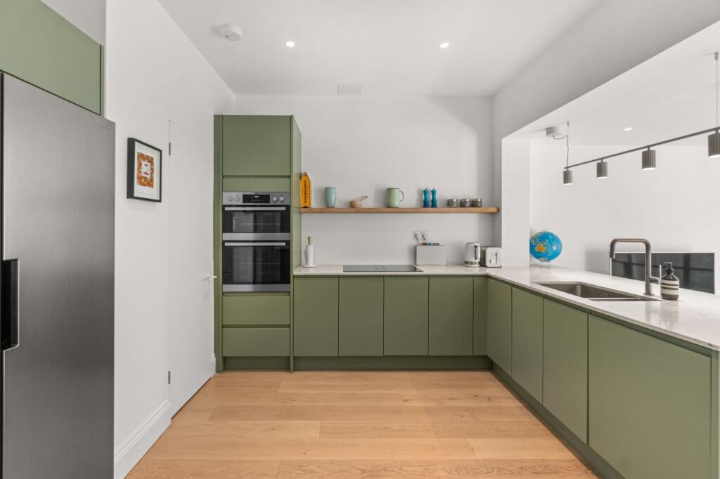 House in London, Hammersmith - View 3