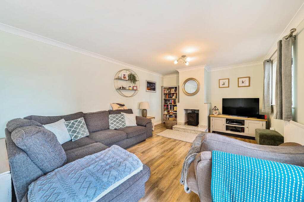House in Worcester - View 5