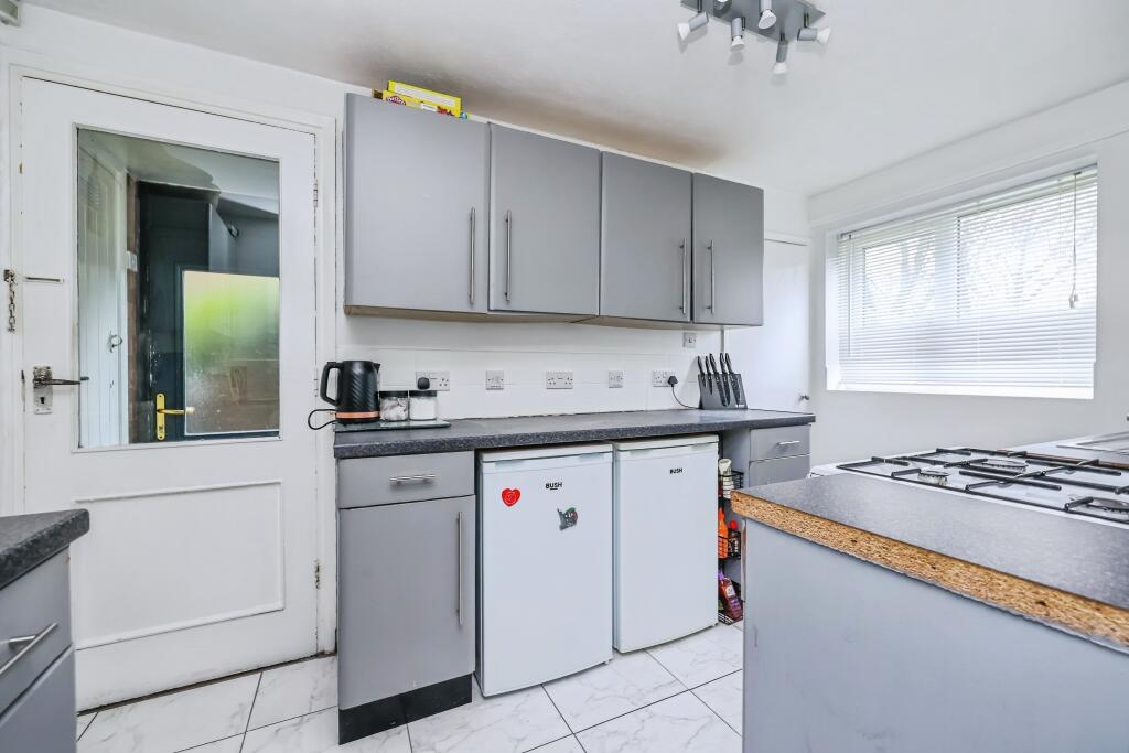 Castellan Rise, Nottingham, NG5 photo 4