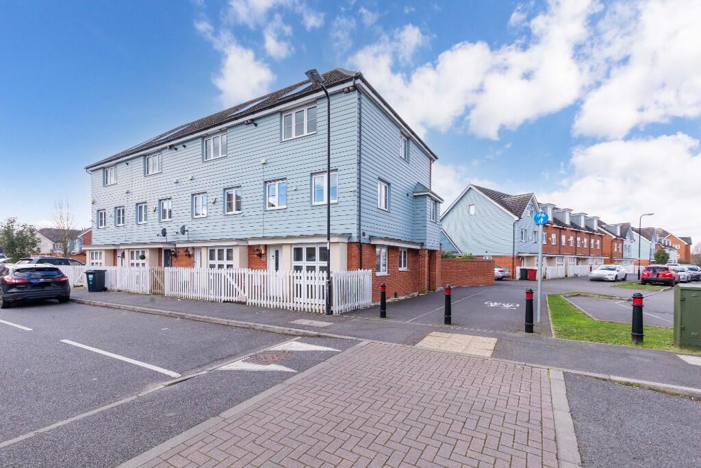Main image of property: Eltham Avenue, Cippenham