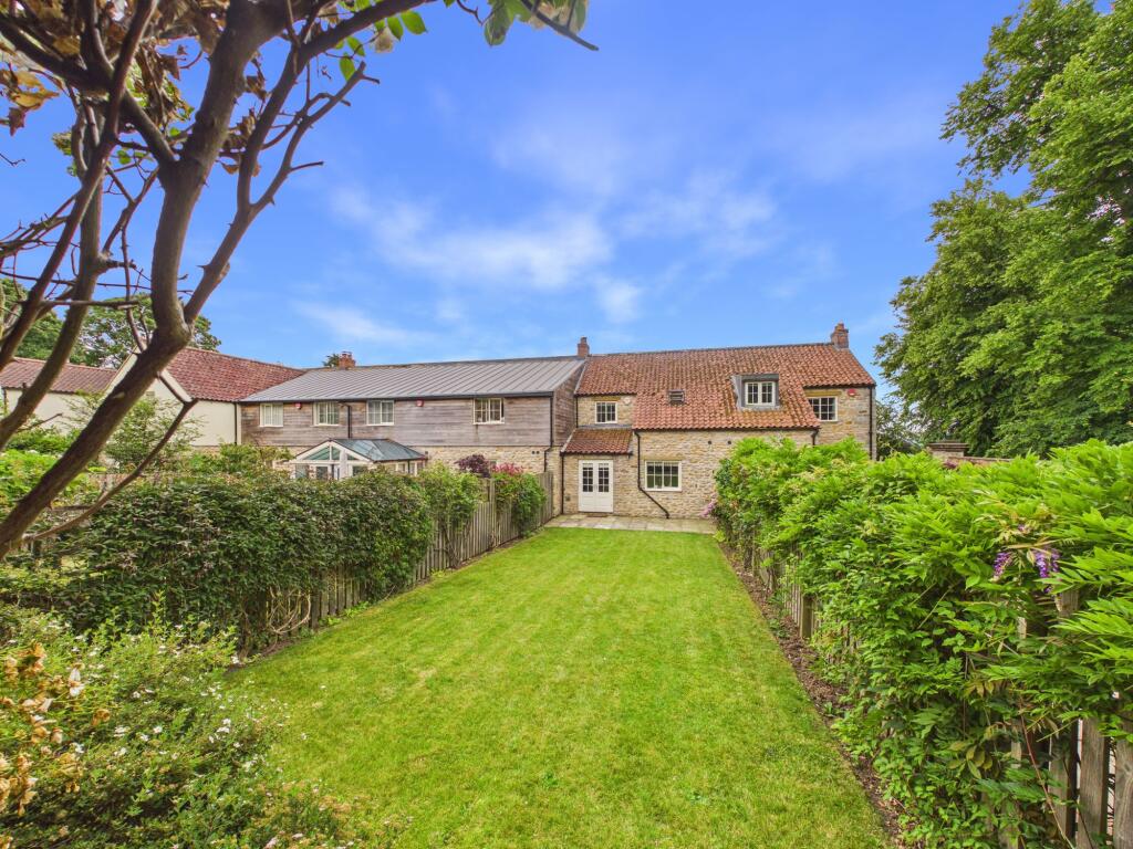11 Kirkdale Manor, Highfield Lane, Nawton, YO62 7TL photo 4