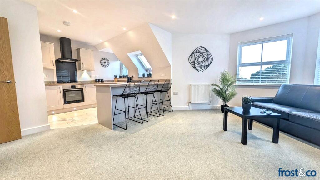 Apartment in Poole - View 3