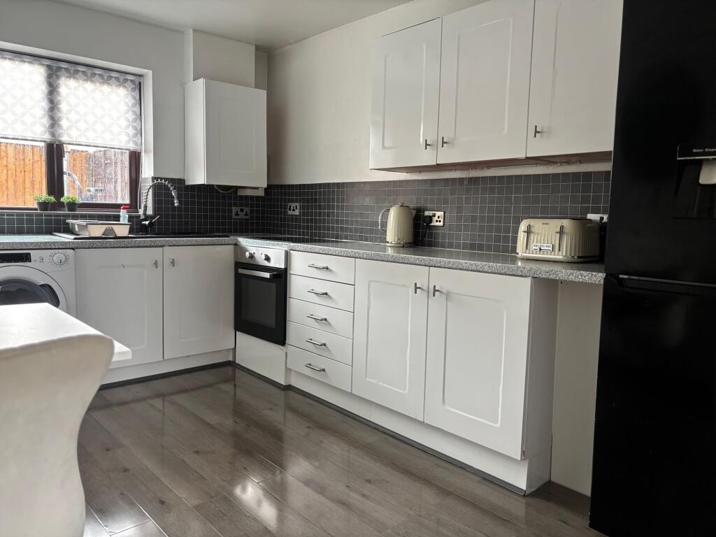 House in Rochdale, Greater Manchester - More