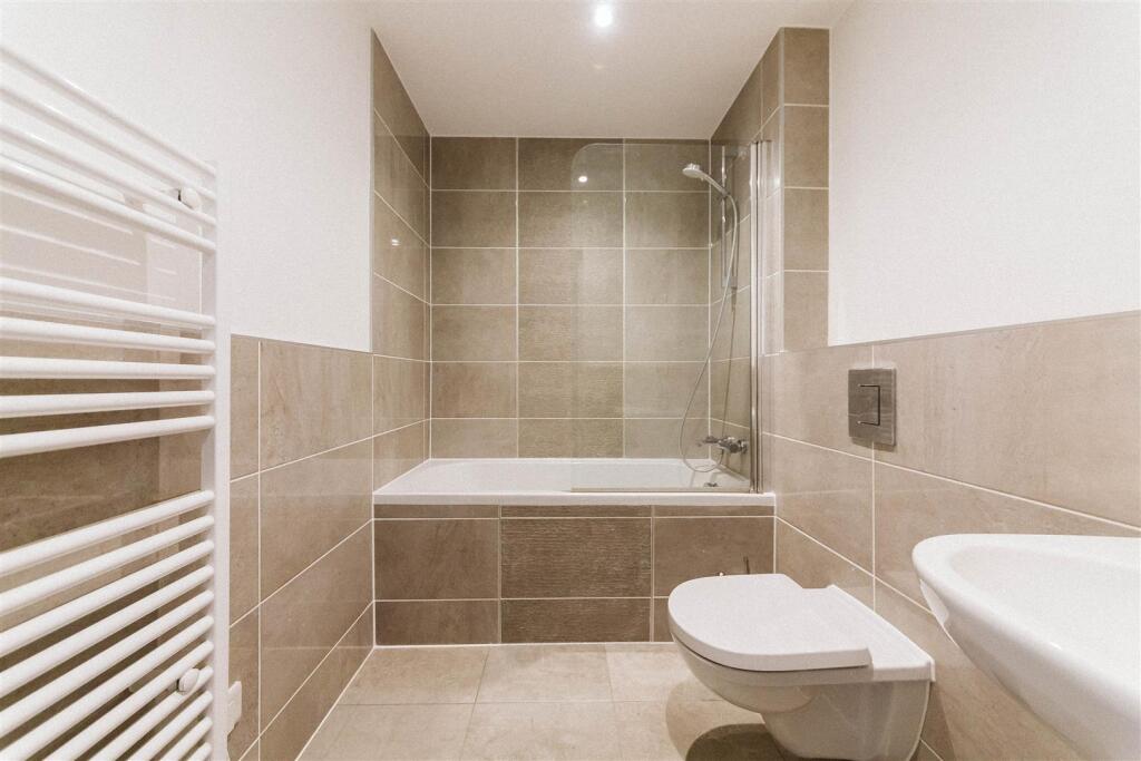 Apartment in Bristol - View 4