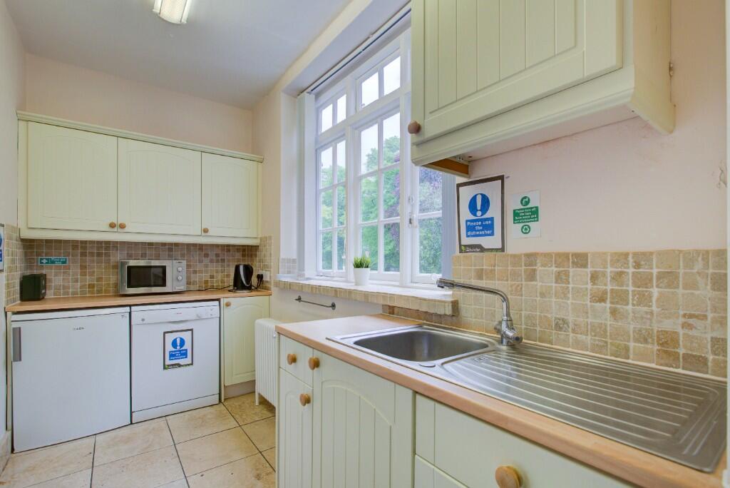 Additional image 12 of West Common, Harpenden, Hertfordshire, AL5