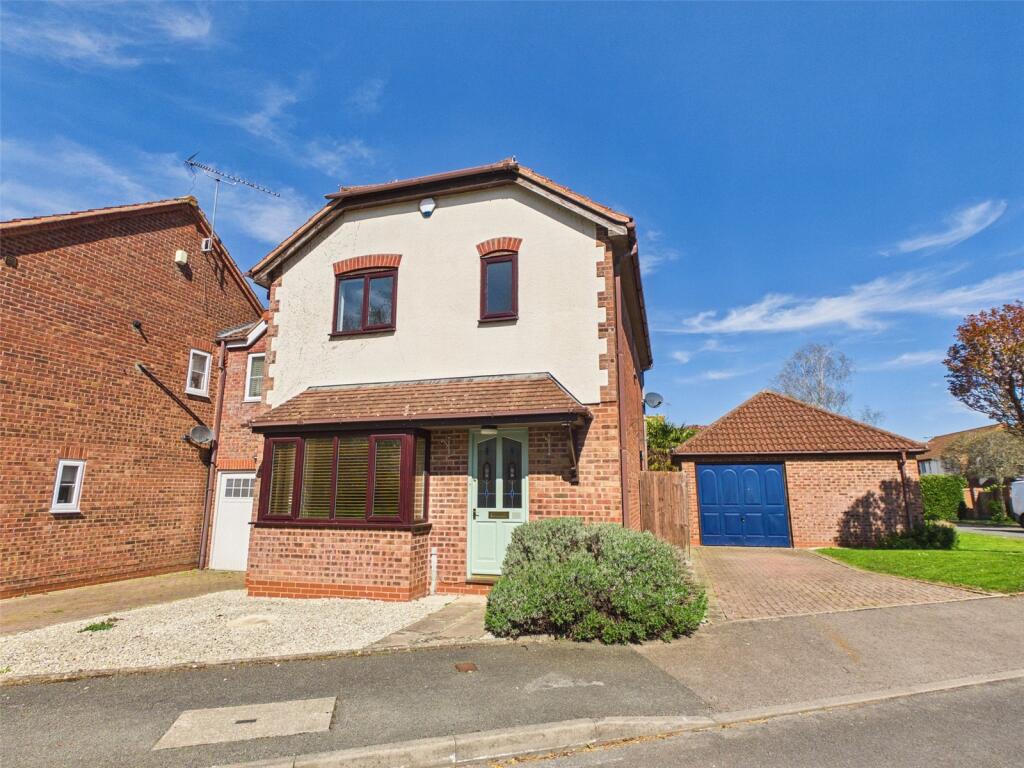 Main image of property: Powderham Avenue, Worcester, Worcestershire, WR4