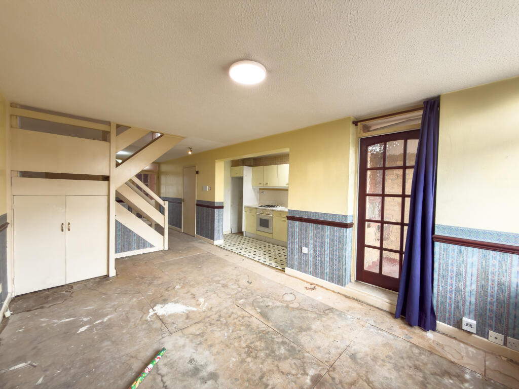 Apartment in Sunderland, Washington - View 5
