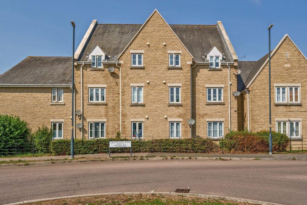 Callington Road, Oakhurst, SN25 photo 4