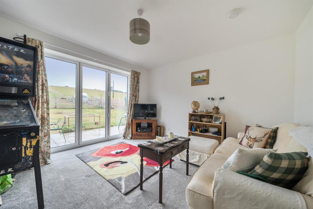 House in Taunton - View 3