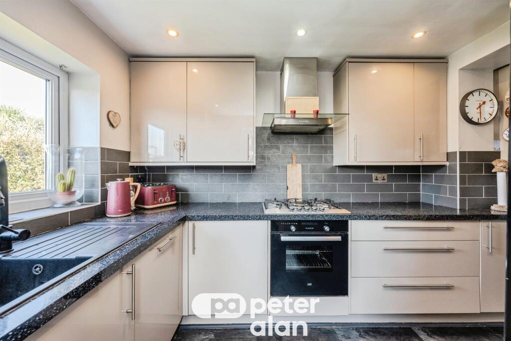 3-bed semi-detached on Penallt, Dunvant, SWANSEA, £240,000