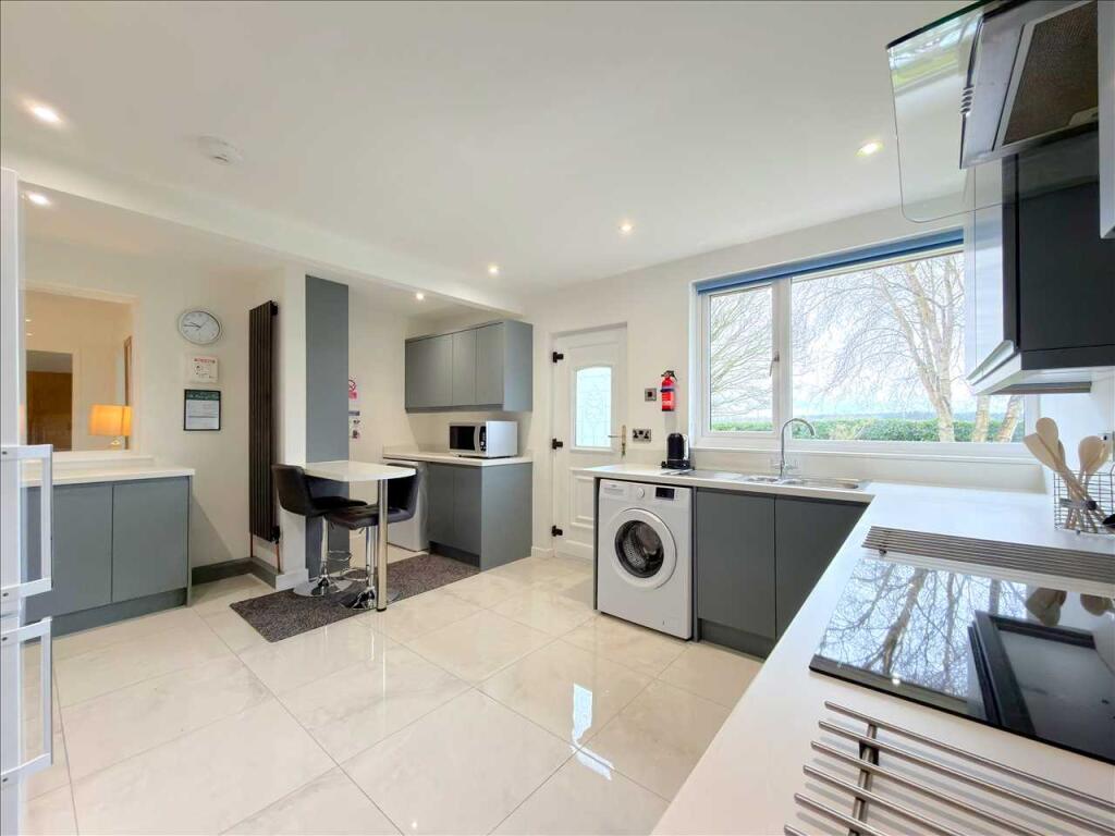 Brookside, Station Road, Sherburn photo 4