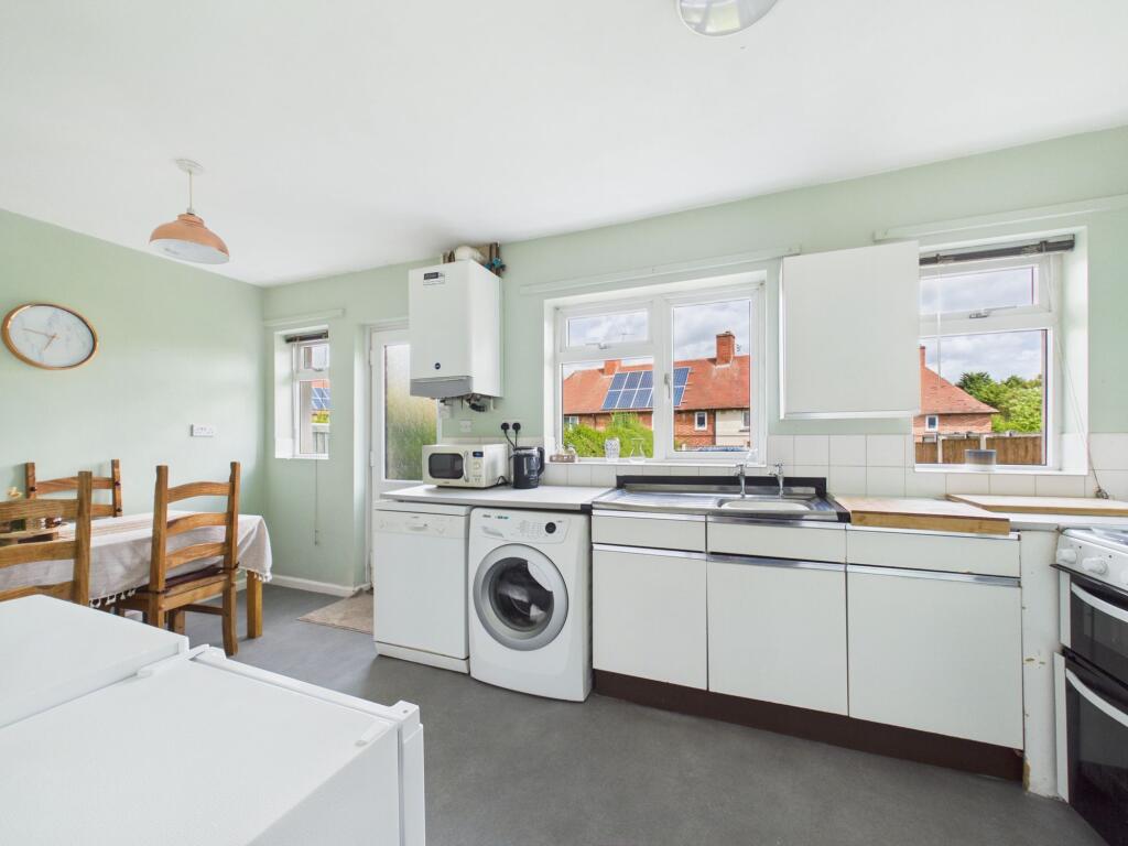 House in Nottingham, Aspley - View 3