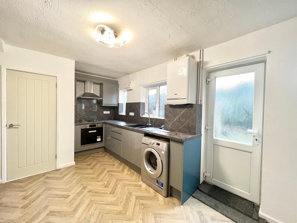 Main image of property: Alexandra Crescent, Beeston, NG9