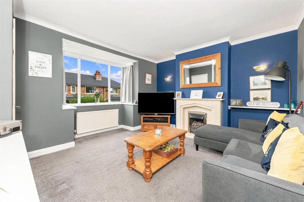 House in Halifax - View 2