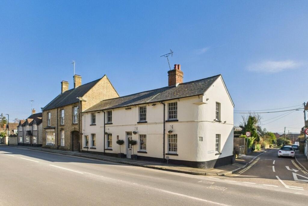 Main image of property: High Street, Shrivenham, Swindon, Oxfordshire, SN6