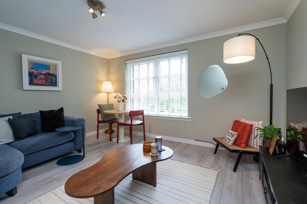 Apartment in Edinburgh, The Shore, Leith - View 5
