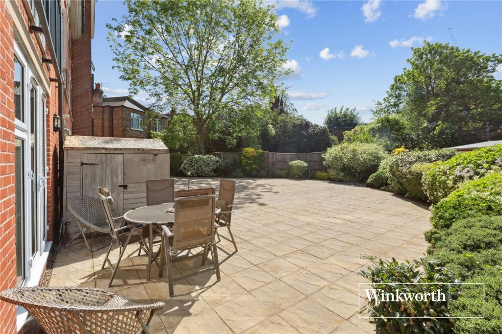 Main image of property: The Grove, Finchley, London, N3