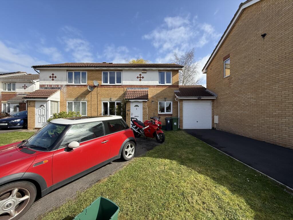 Main image of property: Linden Drive, Bradley Stoke, Bristol, BS32 8DT