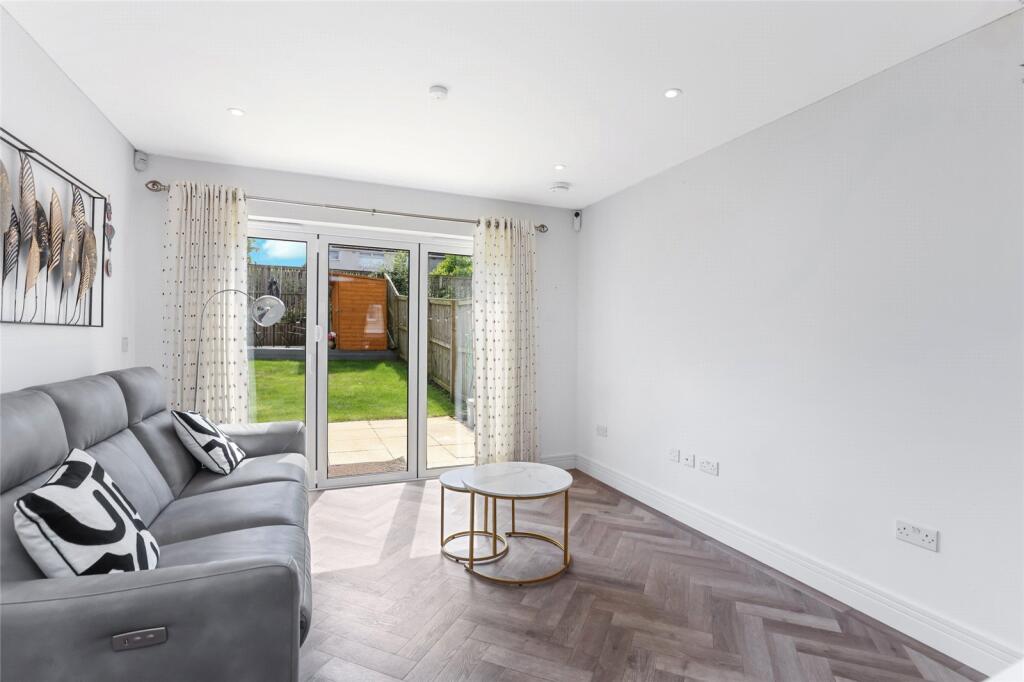 House in Bishopbriggs, Cadder - View 2