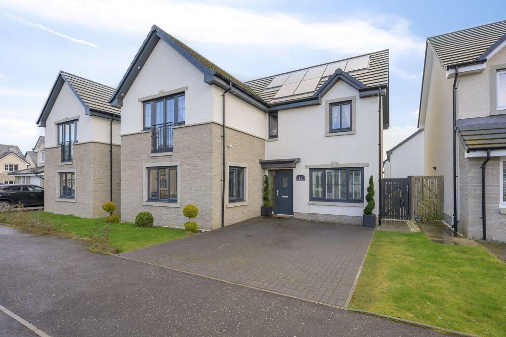 Main image of property: 14 Anna Munro Avenue, Dunfermline, KY12 9GL