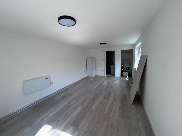 Main image of property: The Annexe, Cheviot Road, Luton, Beds