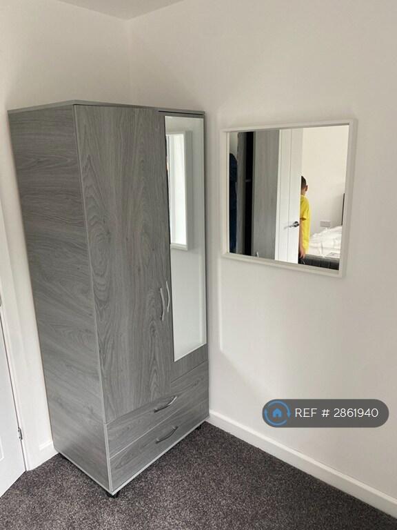 4 bedroom terraced house for rent