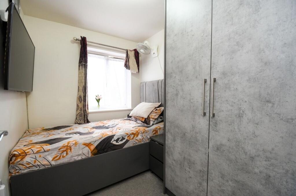 House in Manchester - More
