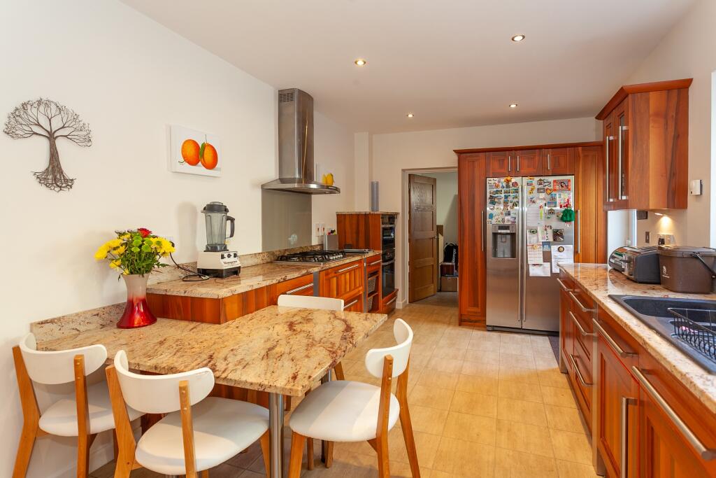 House in Swanage, Dorset - More