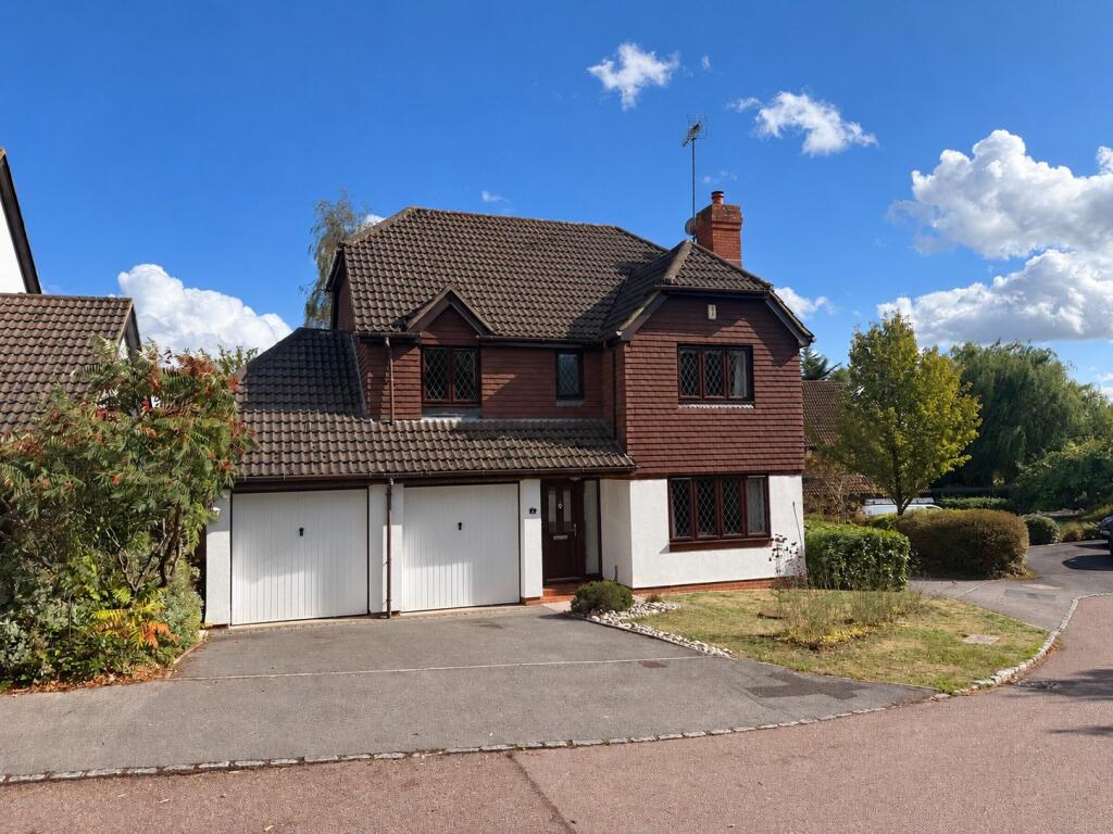 Main image of property: Poyle Gardens, Bracknell, Berkshire, RG12