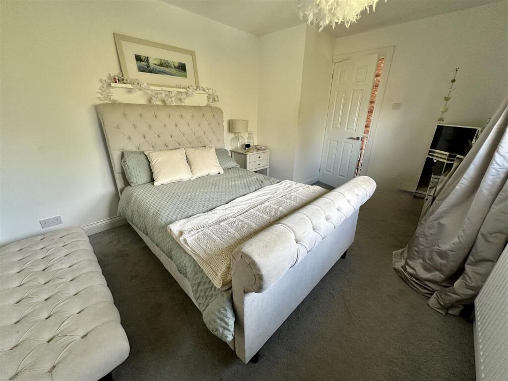 Additional image 27 of Wain Close, Alcester