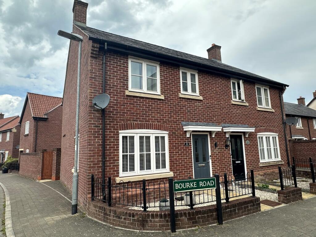 3-bed semi-detached on Bourke Road, Shepton Mallet, BA4, £295,000