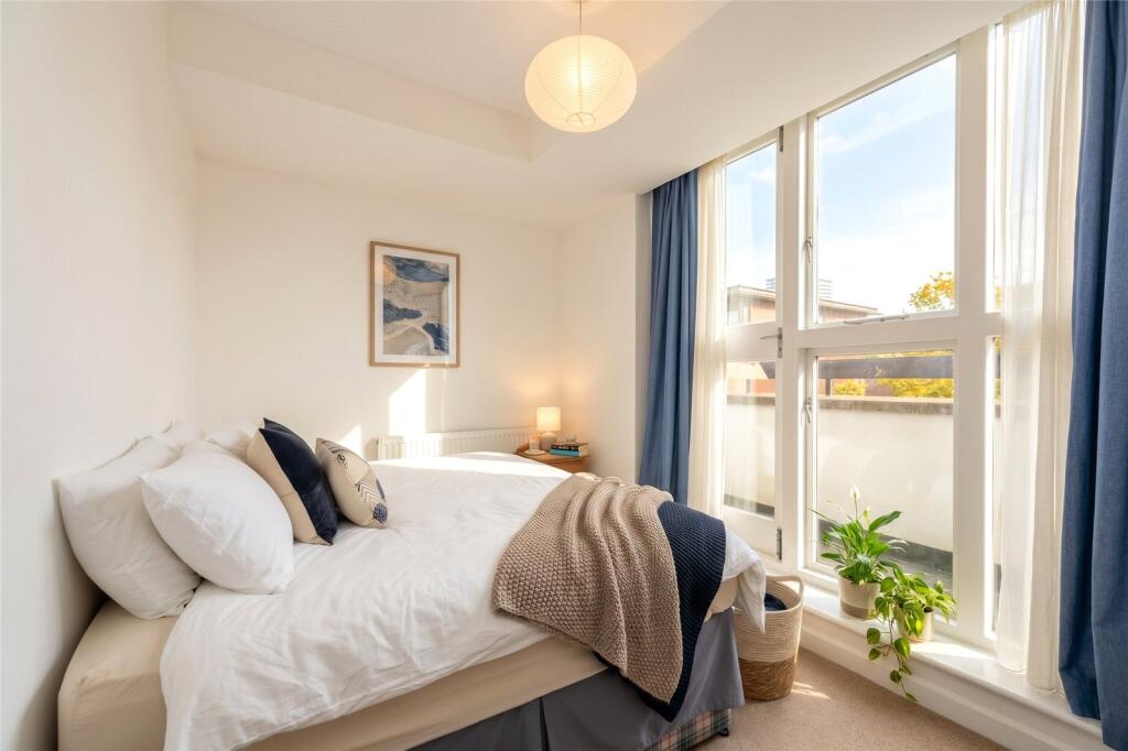Apartment in London, Battersea - View 5