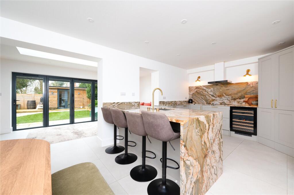 Additional image 15 of Garden Court, Wheathampstead, St. Albans, Hertfordshire