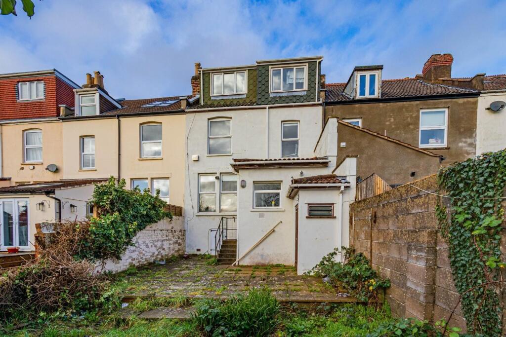 6 bedroom terraced house for rent