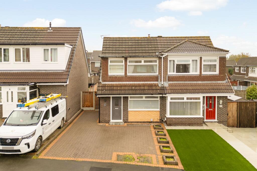 3-bed semi-detached on Cheltenham Crescent, Runcorn, WA7, £220,000