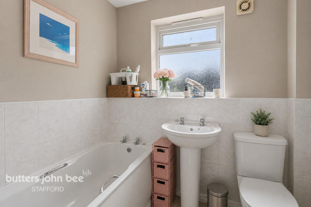House in Stoke-on-Trent - View 5