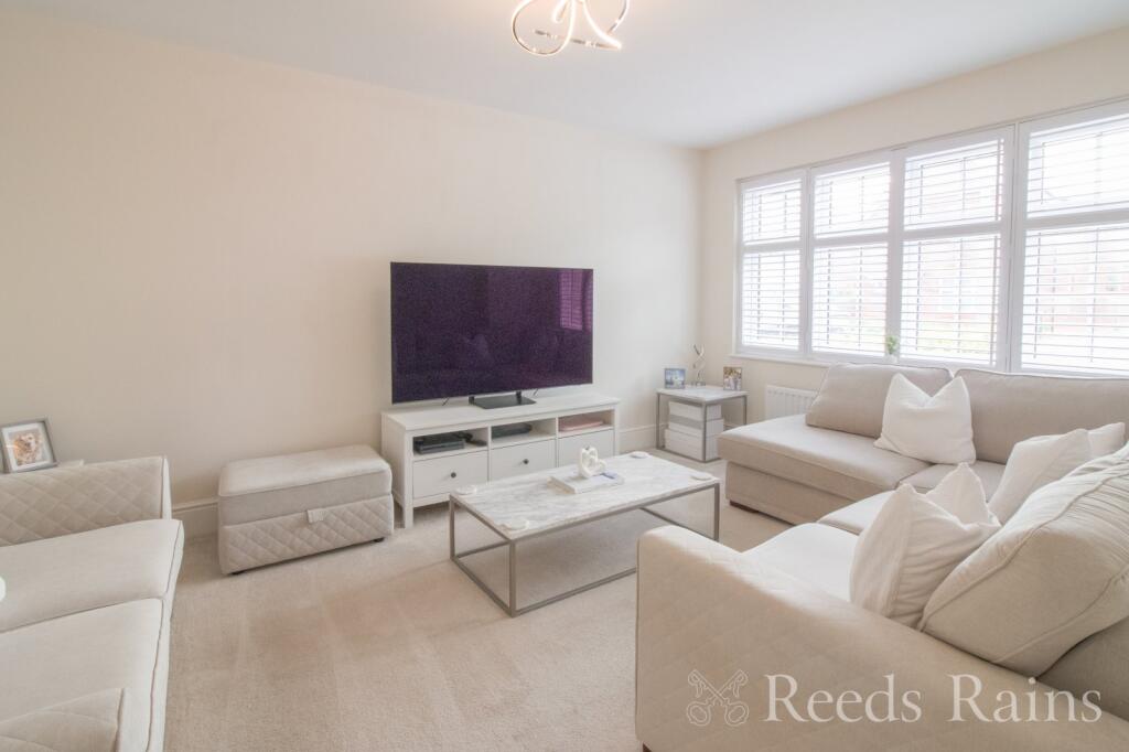 House in Ellesmere Port, Little Sutton - View 2