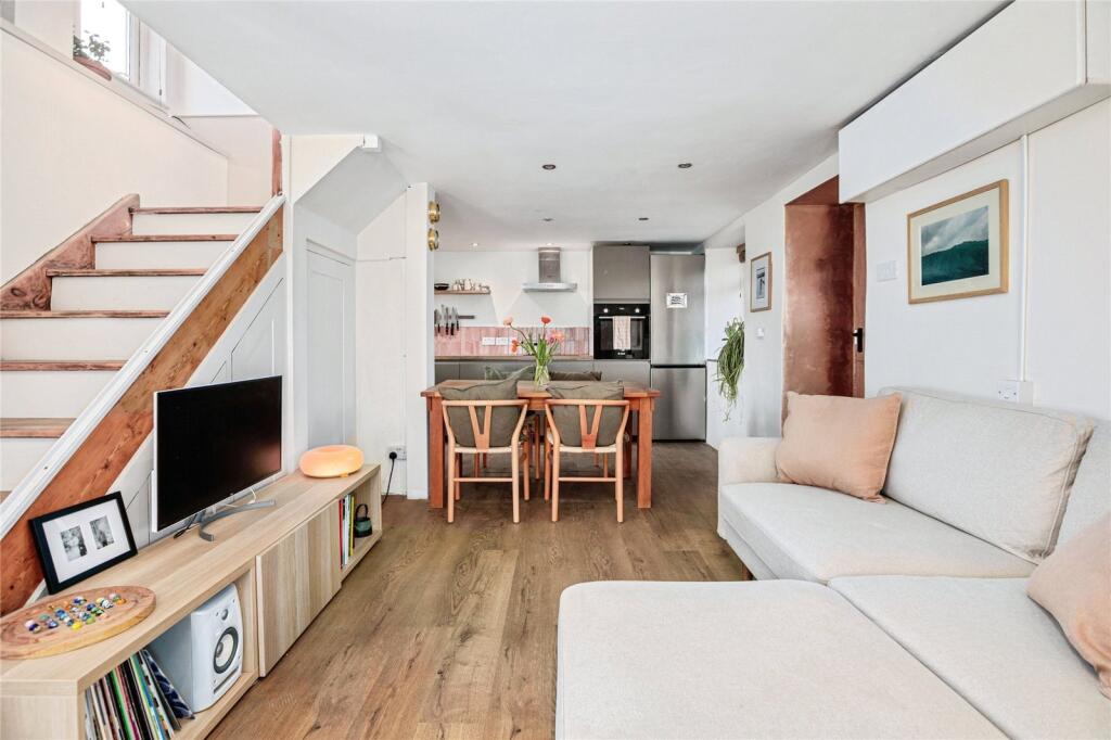 House in Swansea, Llangrannog - View 5
