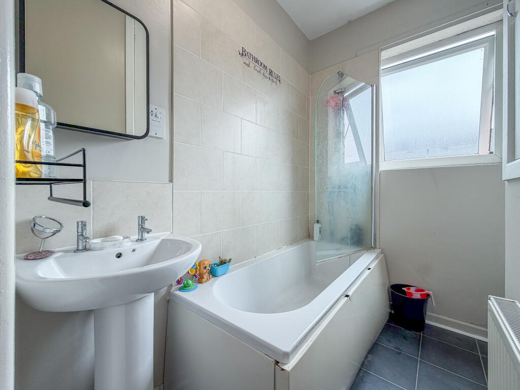 House in Stockport - View 4