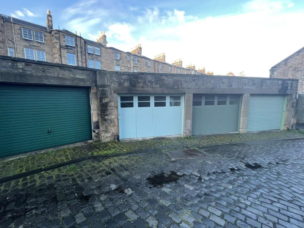 Belgrave Crescent Lane, Dean Village, Edinburgh, EH4