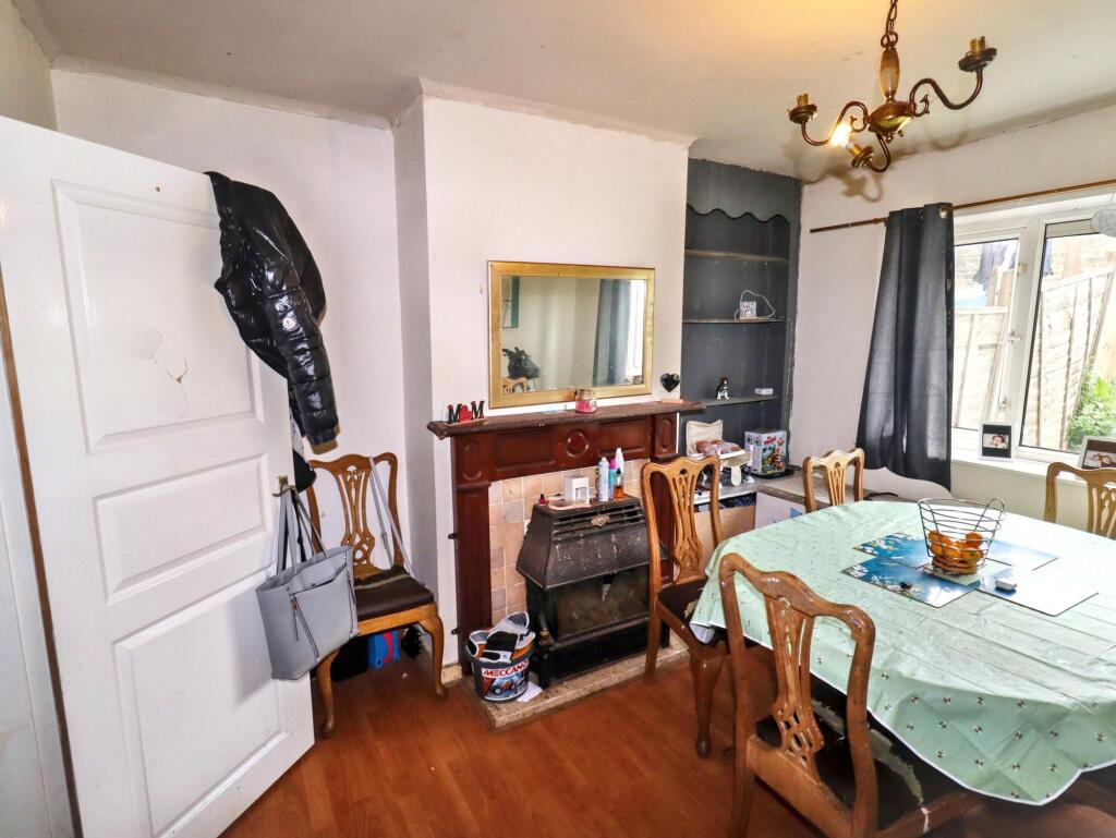 House in Bradford, Keighley - More