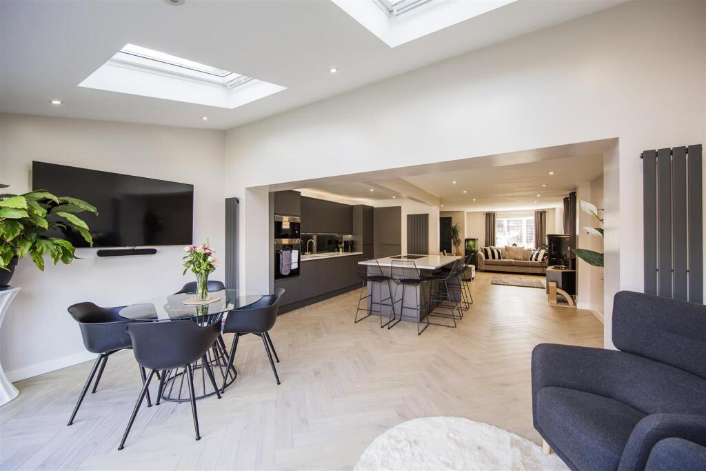 House in Rochester - View 2